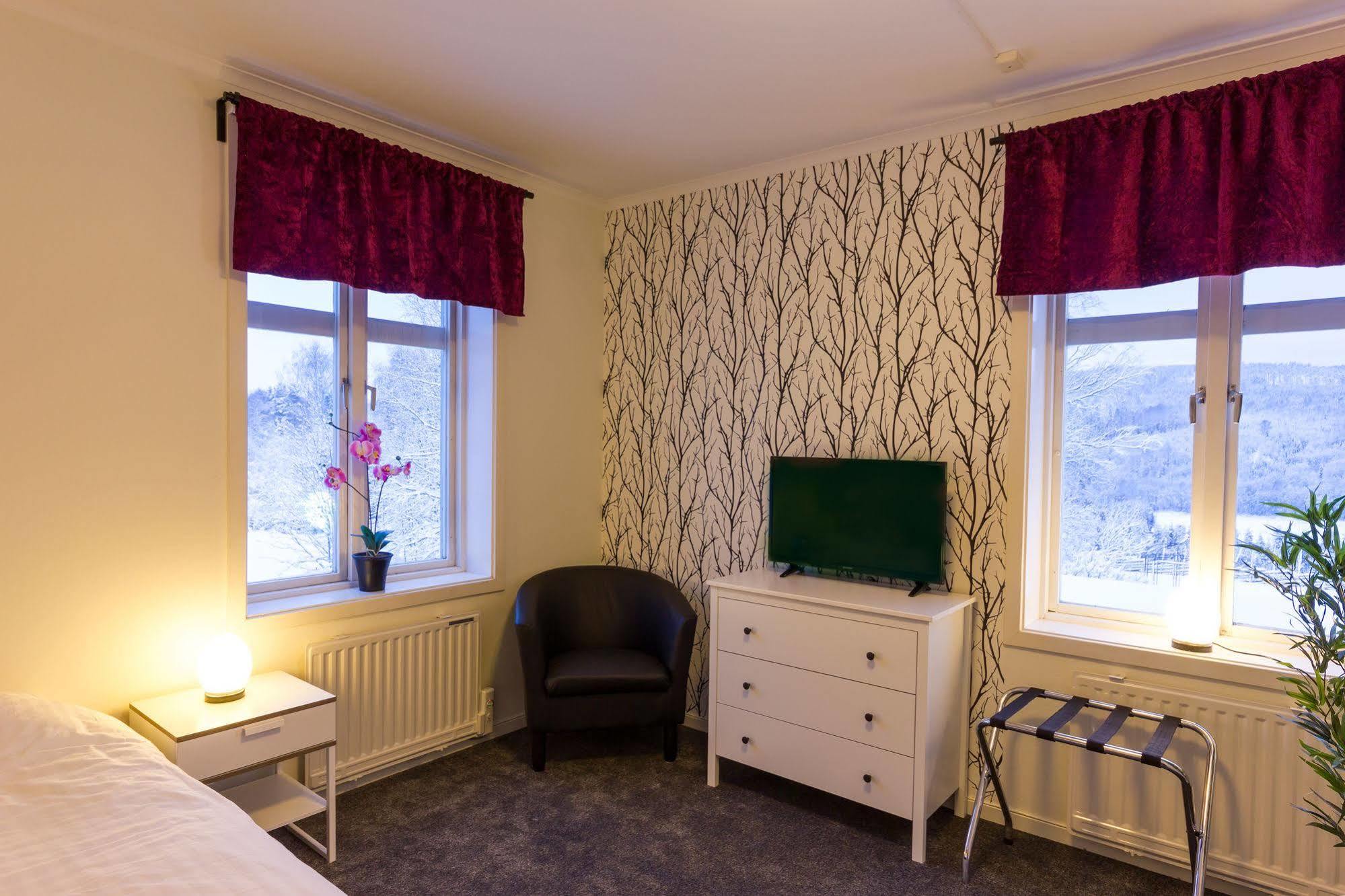 Näsåker Hotell Restaurang Naemforsen מראה חיצוני תמונה